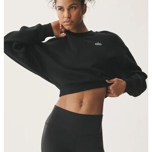 ALO Yoga Black accolade cropped sweatshirt